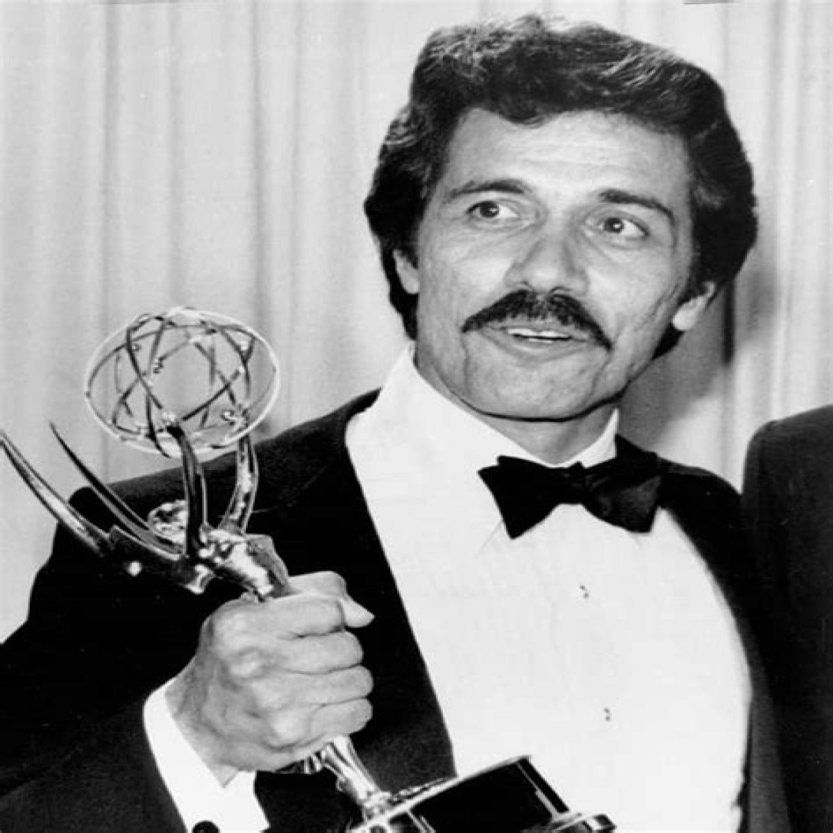 Edward James Olmos - Bio, Age, net worth, height, Wiki, Facts and Family