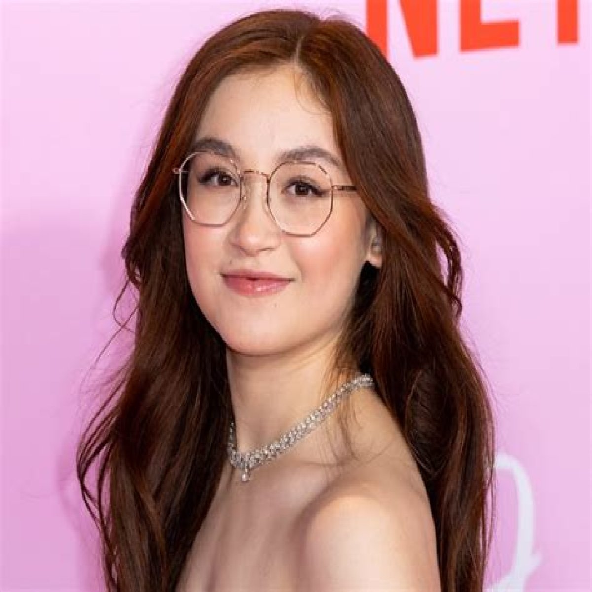 How Old Is Anna Cathcart?