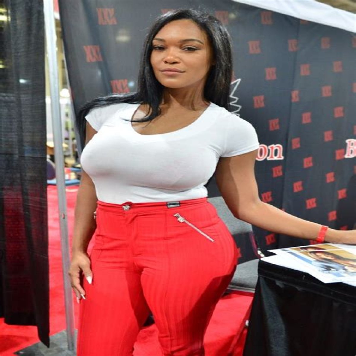 Laurence Fishburne's Daughter Montana Sentenced After Battery Arrest