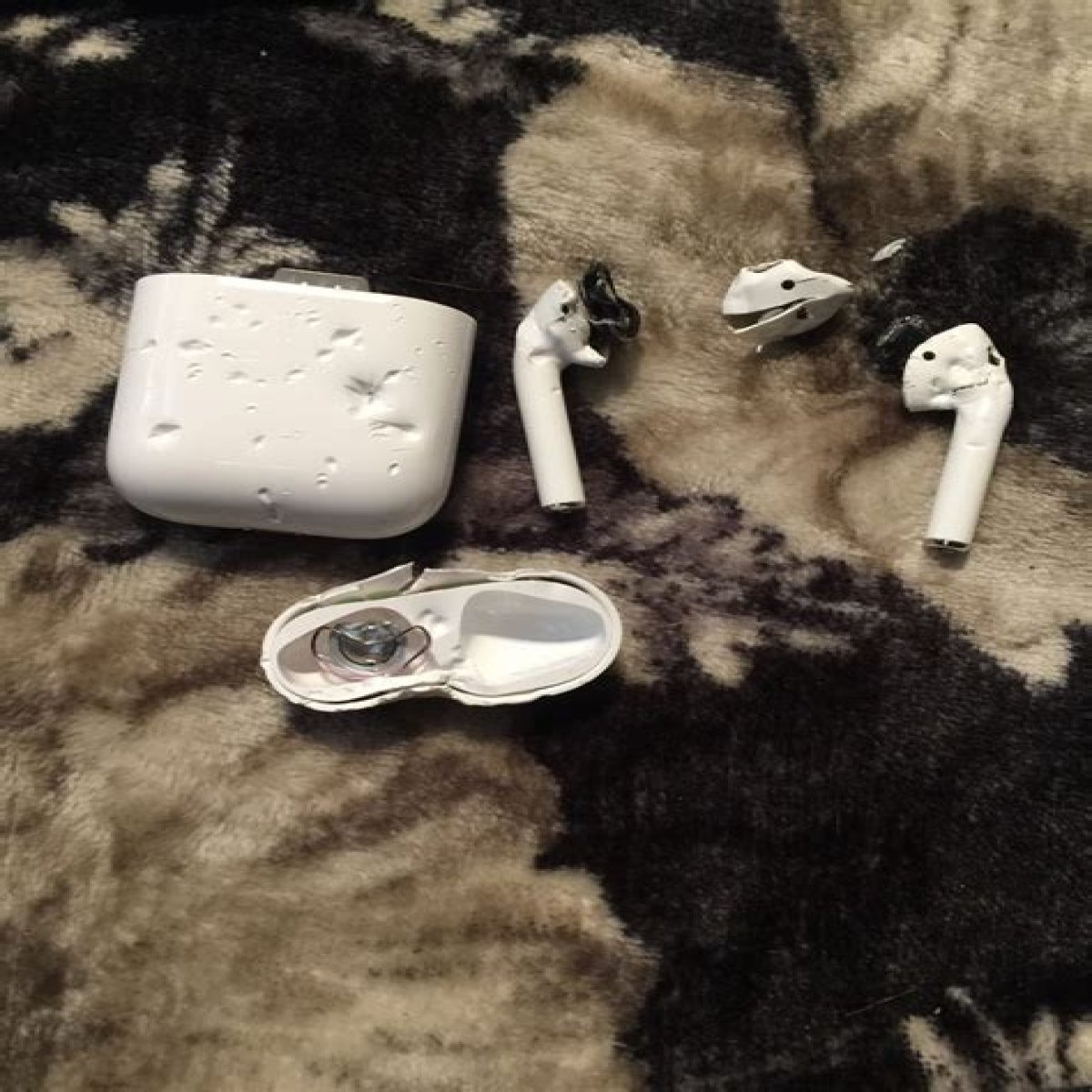 Solving The "One AirPod Quieter Than The Other" Enigma